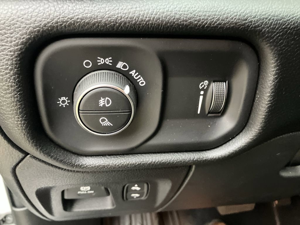 New 2026 RAM 1500 Big Horn w/ Night Edition image 38