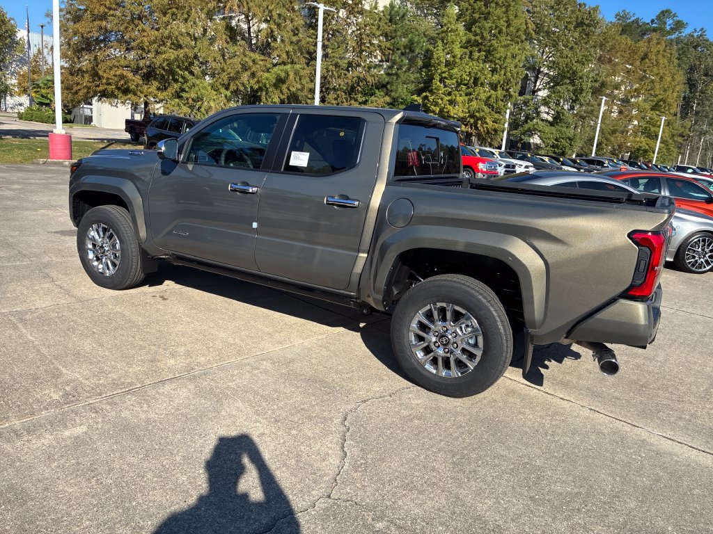 New 2026 Toyota Tacoma Limited AWD/4WD image 3