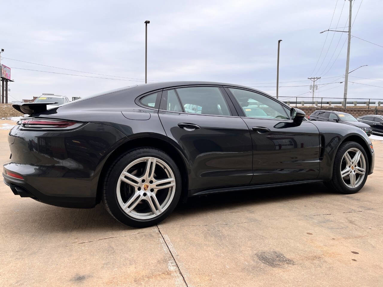 Used 2019 Porsche Panamera 4 image 5