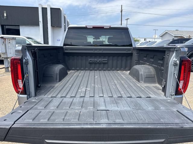 Used 2023 GMC Sierra 1500 SLT AWD/4WD image 10