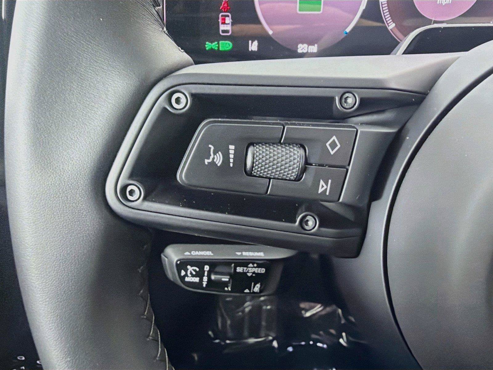 New 2026 Porsche Cayenne Turbo AWD/4WD image 11