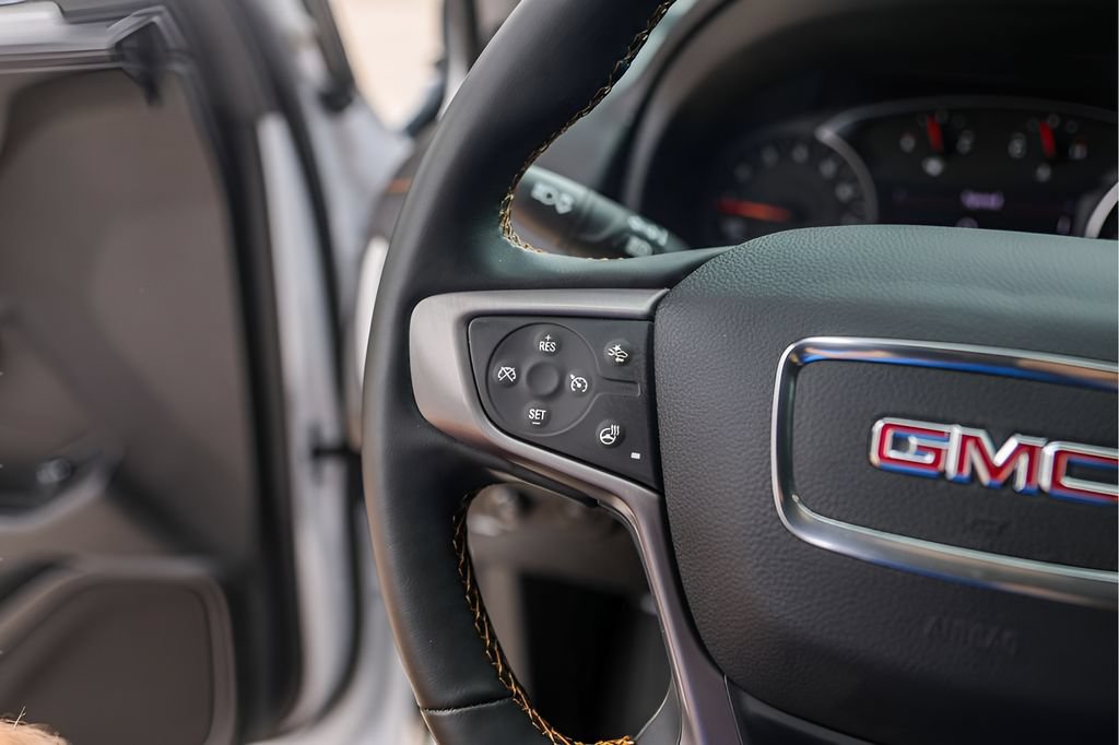 Used 2023 GMC Terrain AT4 AWD/4WD image 18