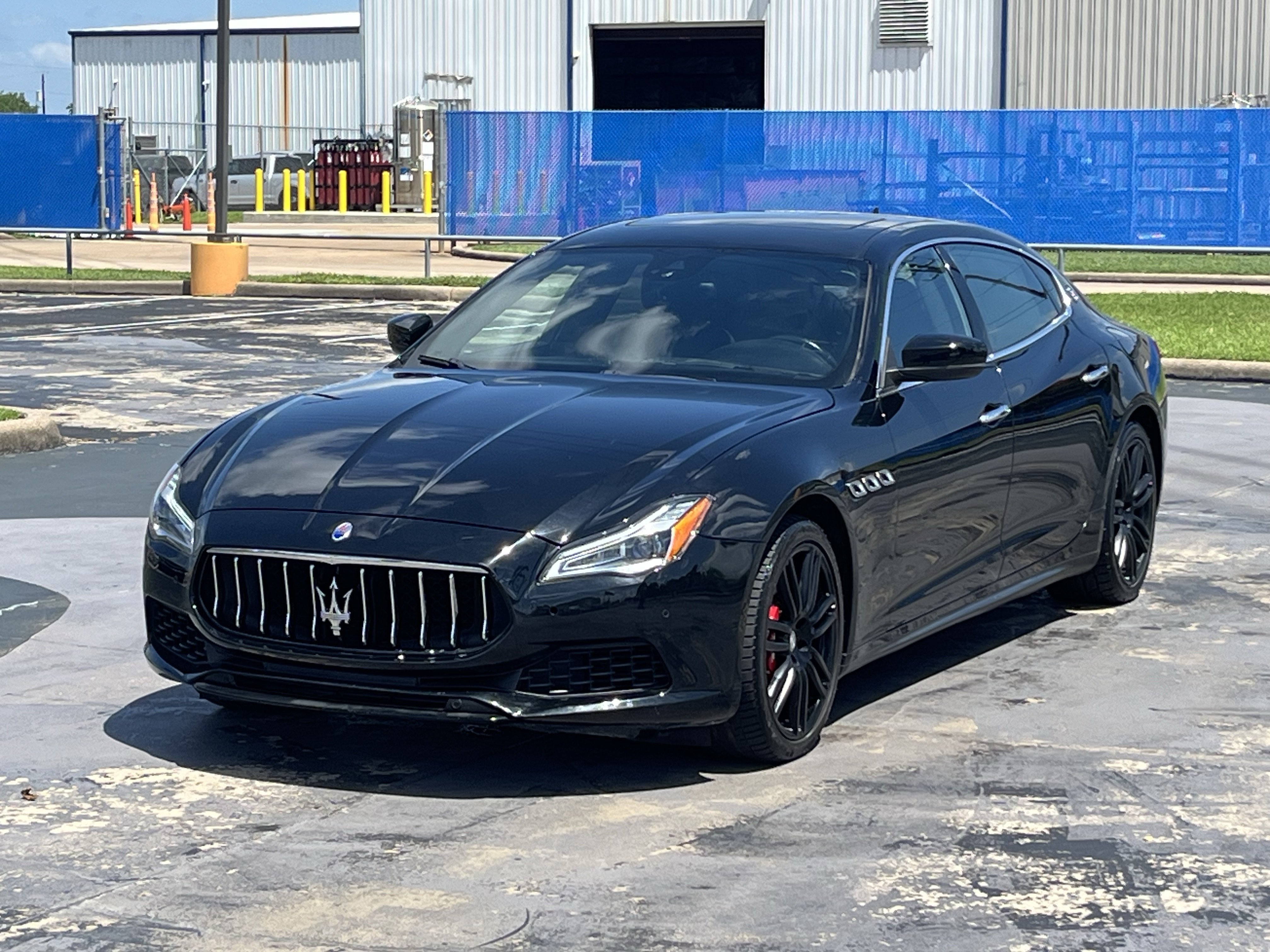 Used 2018 Maserati Quattroporte S RWD image 3