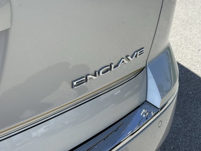 Used 2017 Buick Enclave Leather FWD image 11