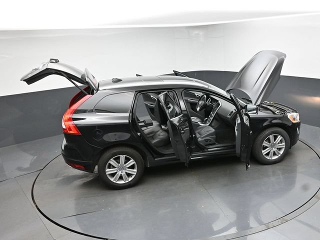 Used 2016 Volvo XC60 T6 w/ Protection Package FWD image 45
