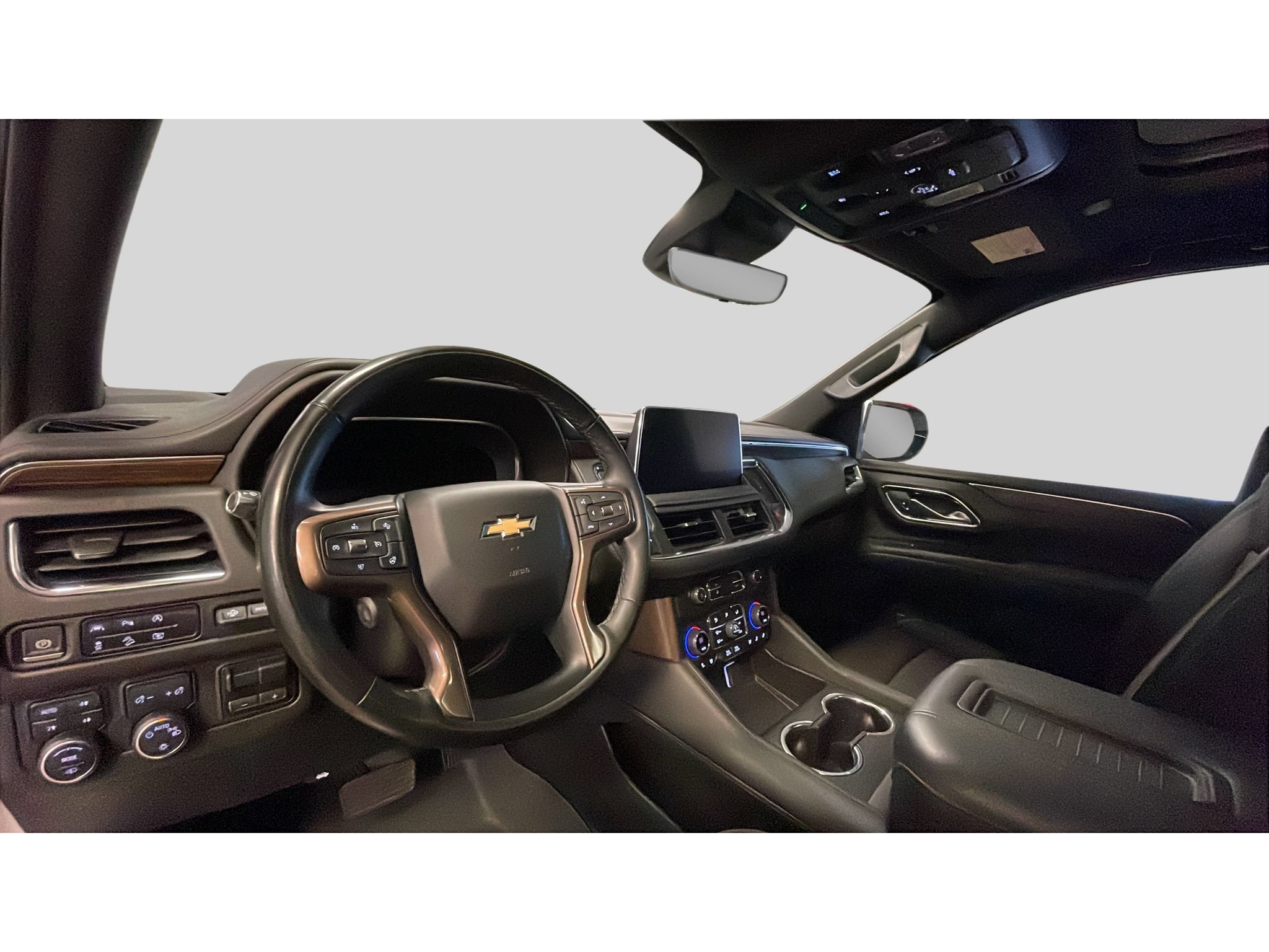 Used 2024 Chevrolet Suburban High Country AWD/4WD image 11