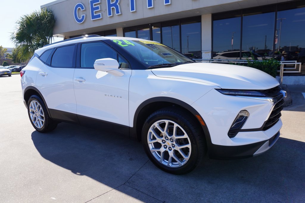 Used 2024 Chevrolet Blazer LT image 1