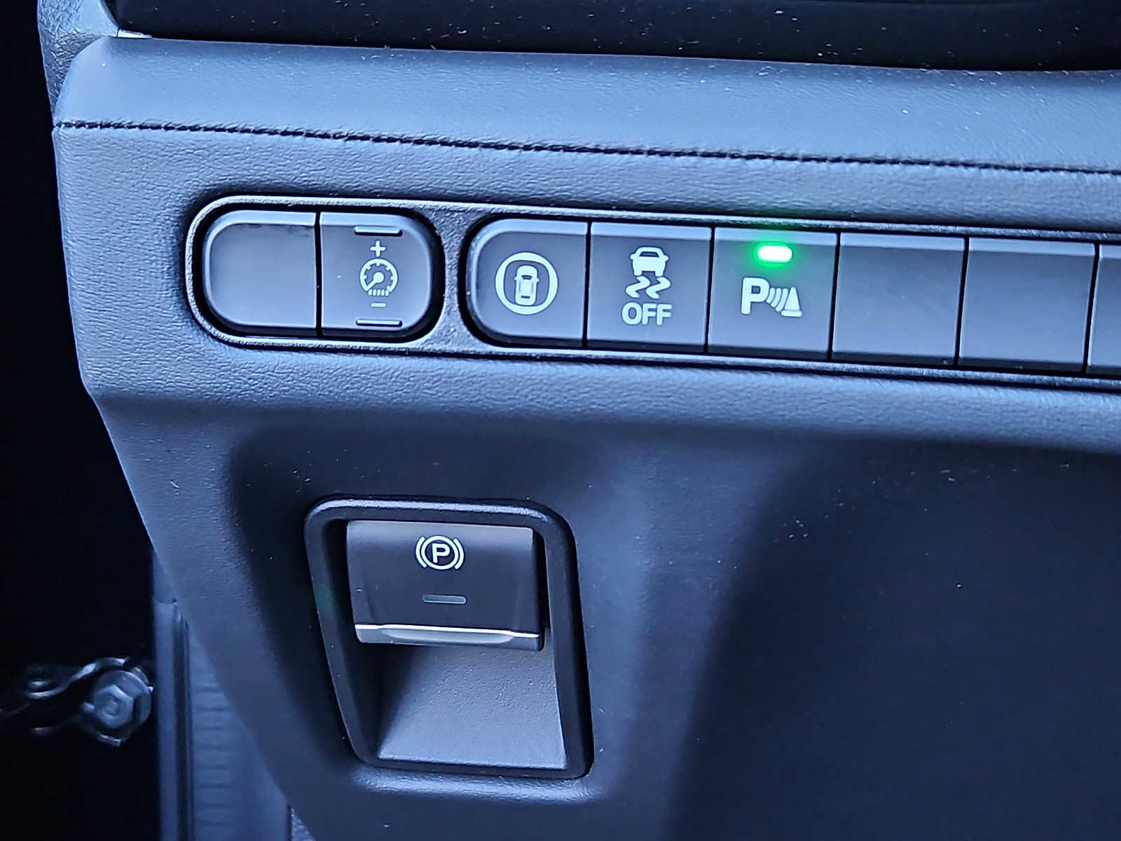 Used 2023 Acura MDX SH-AWD w/ Technology Package image 28