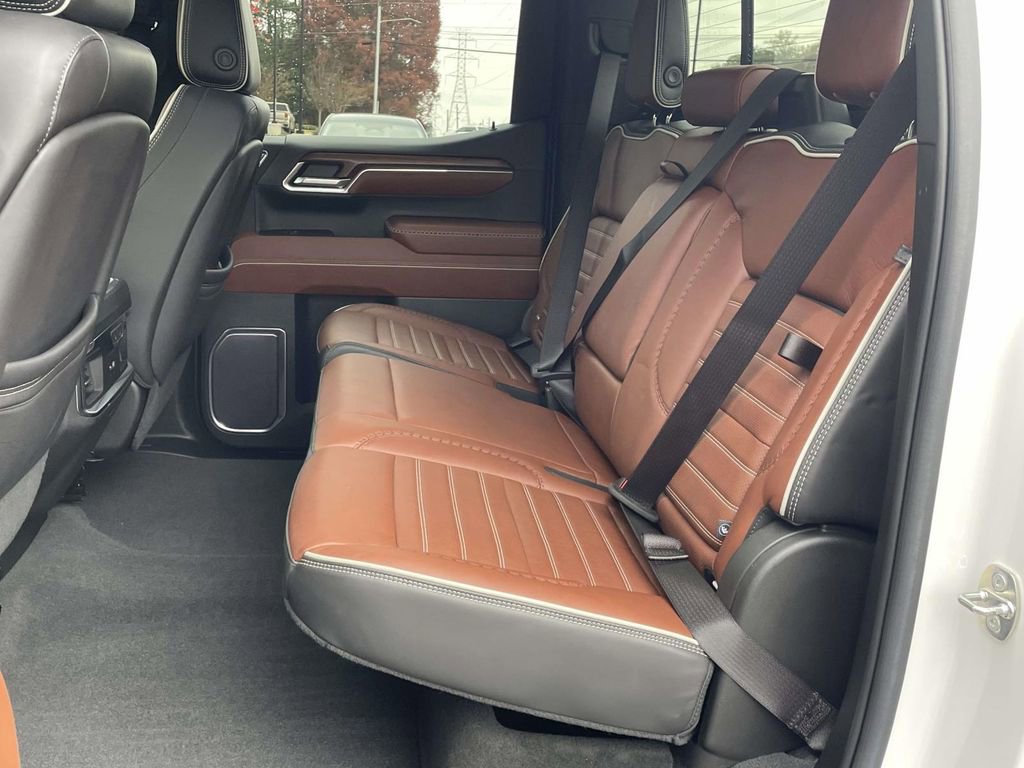 Used 2023 GMC Sierra 1500 Denali Ultimate image 13