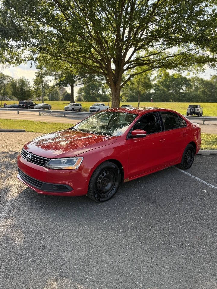 Used 2012 Volkswagen Jetta SE FWD image 3