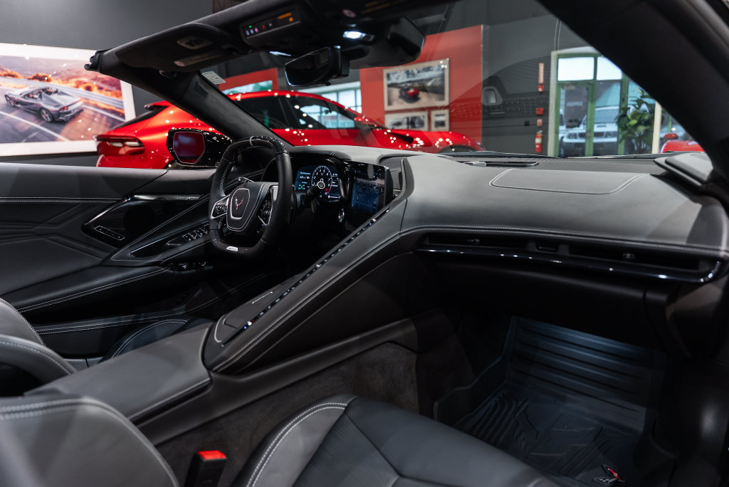 Used 2024 Chevrolet Corvette Z06 w/ Stealth Interior Trim Package RWD image 39