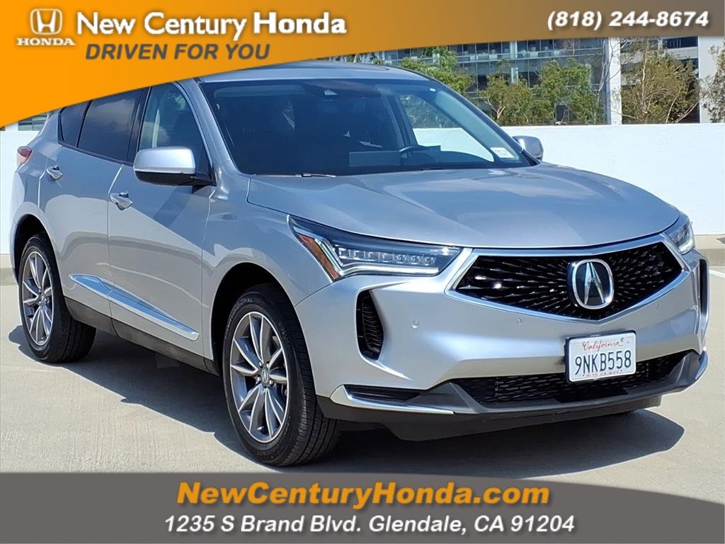 Used 2024 Acura RDX w/ Technology Package image 3