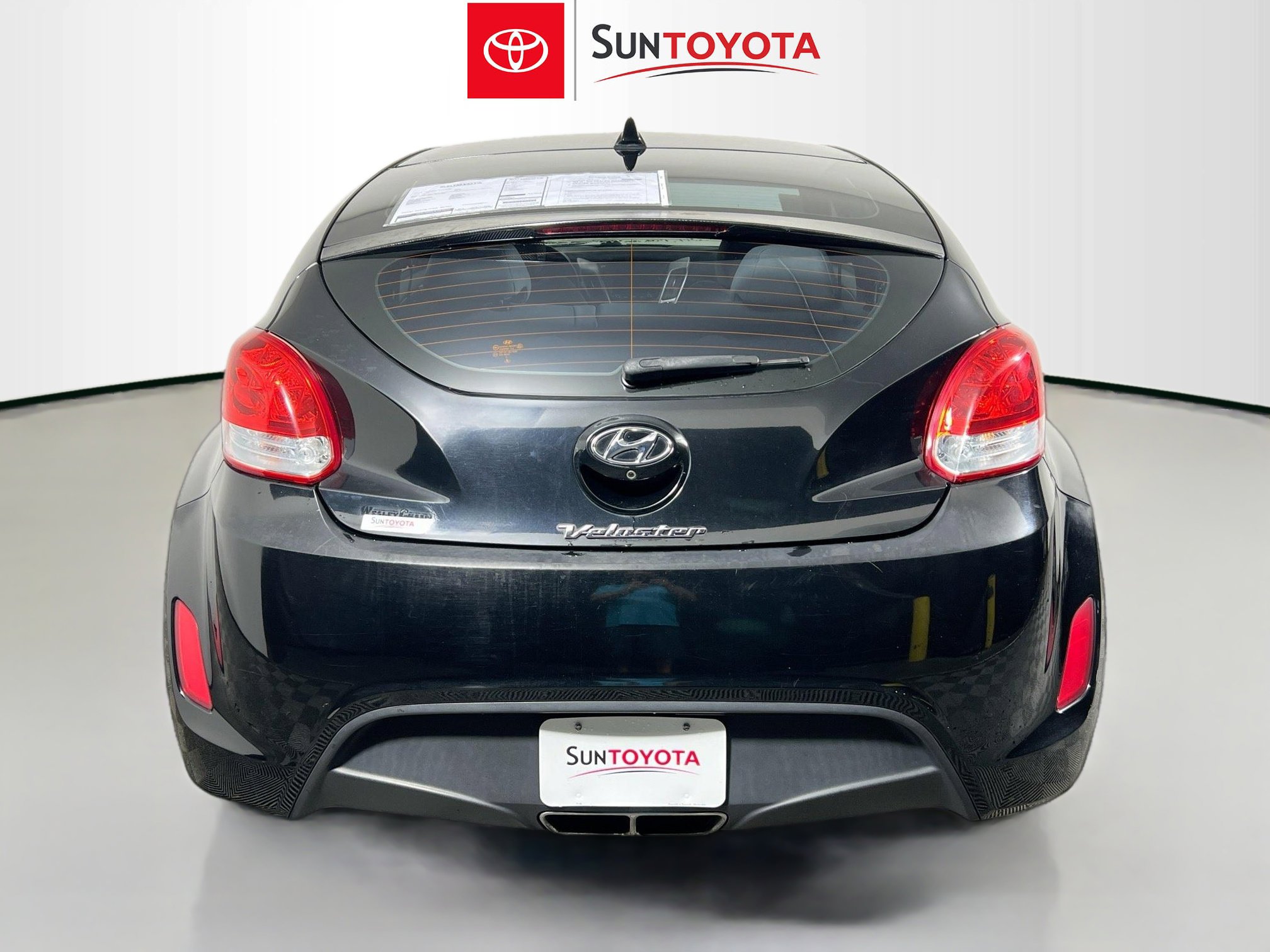 Used 2014 Hyundai Veloster image 5