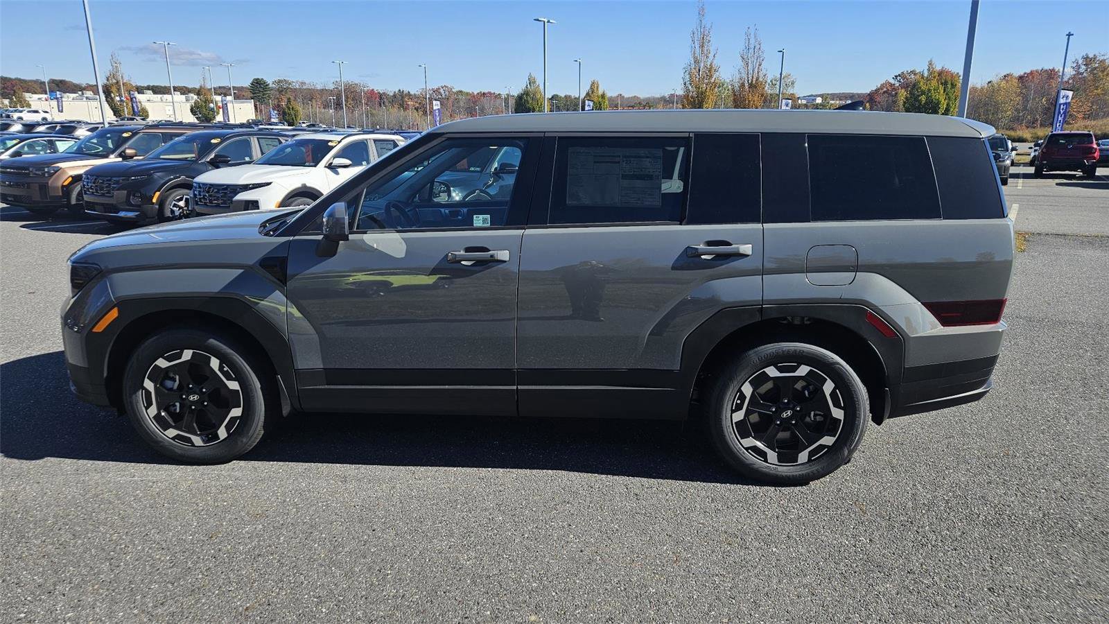 New 2026 Hyundai Santa Fe SE image 4