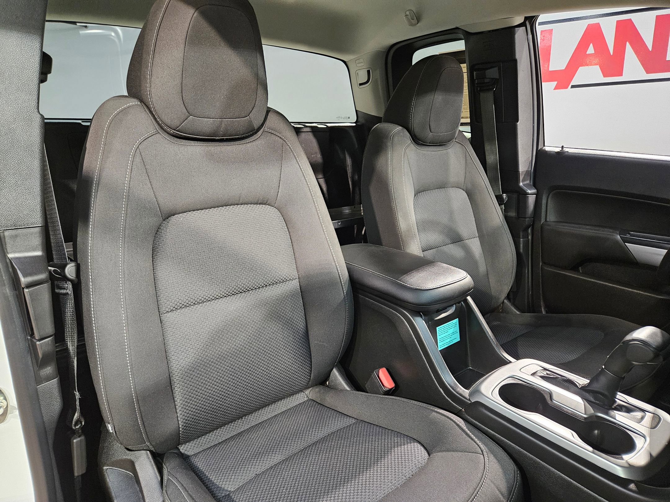 Used 2020 Chevrolet Colorado LT w/ Safety Package image 12