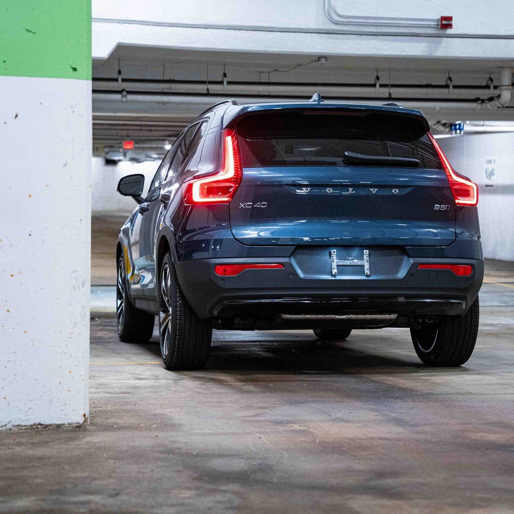 New 2026 Volvo XC40 B5 Ultra w/ Protection Package Premier image 5