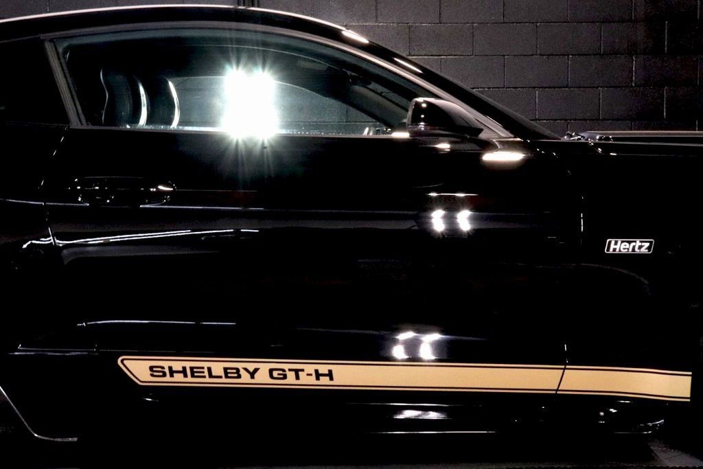 Used 2016 Ford Mustang GT Premium image 11