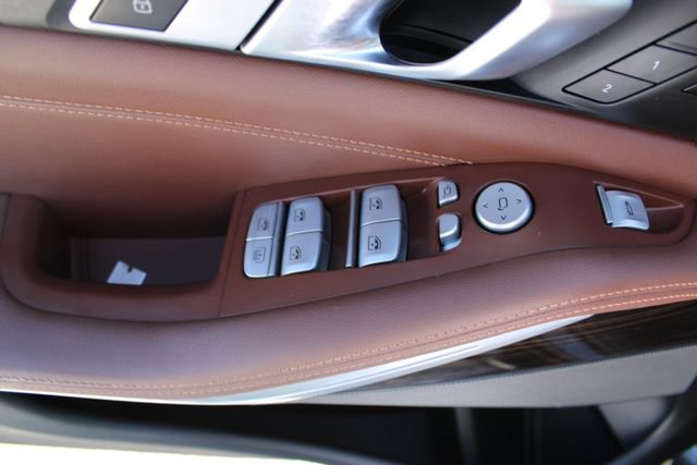 Used 2023 BMW X7 xDrive40i w/ Premium Package image 15