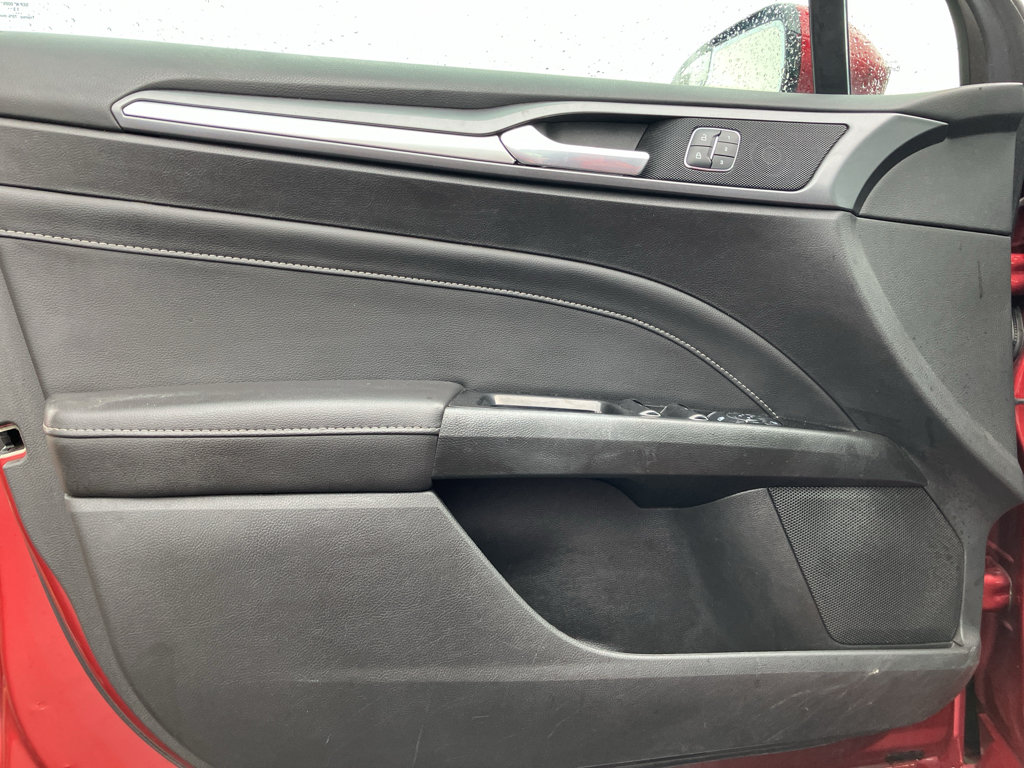 Used 2014 Ford Fusion Titanium FWD image 13