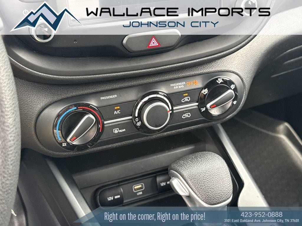 Used 2024 Kia Soul LX w/ Option Group 015 FWD image 23