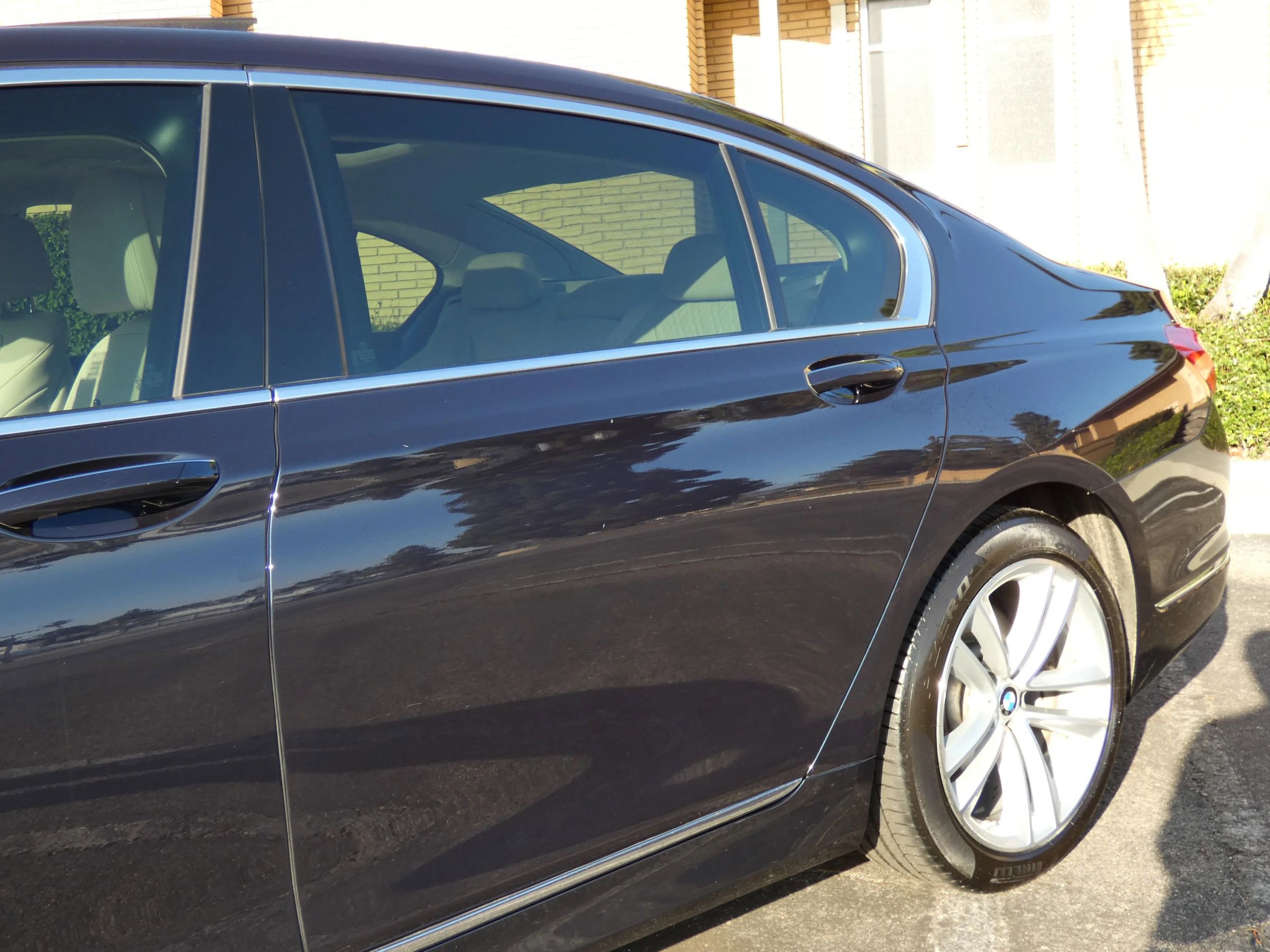 Used 2016 BMW 750i xDrive image 13