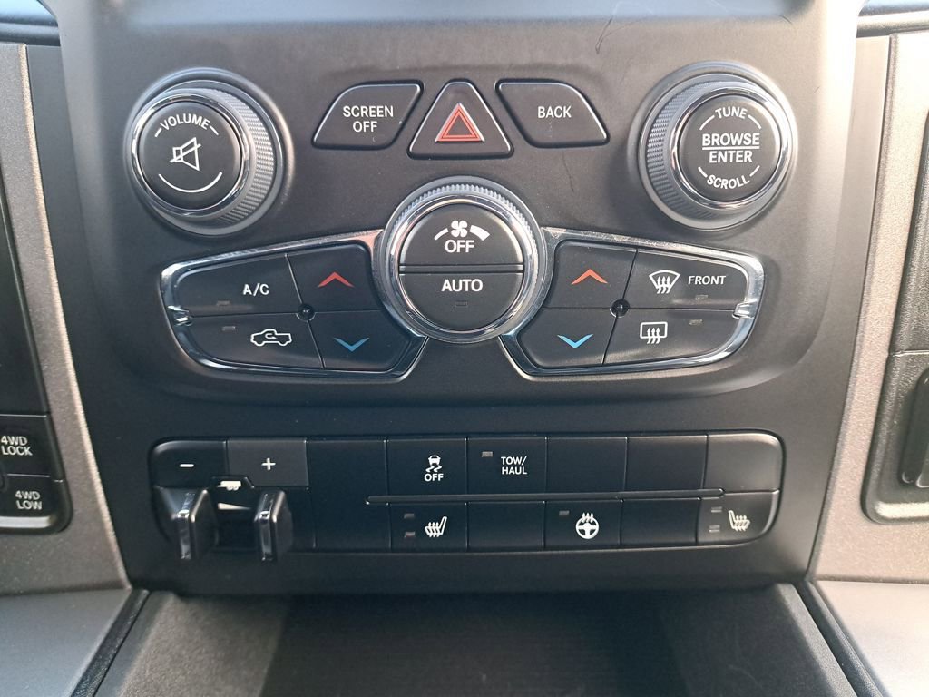 Used 2023 RAM 1500 Express AWD/4WD image 22