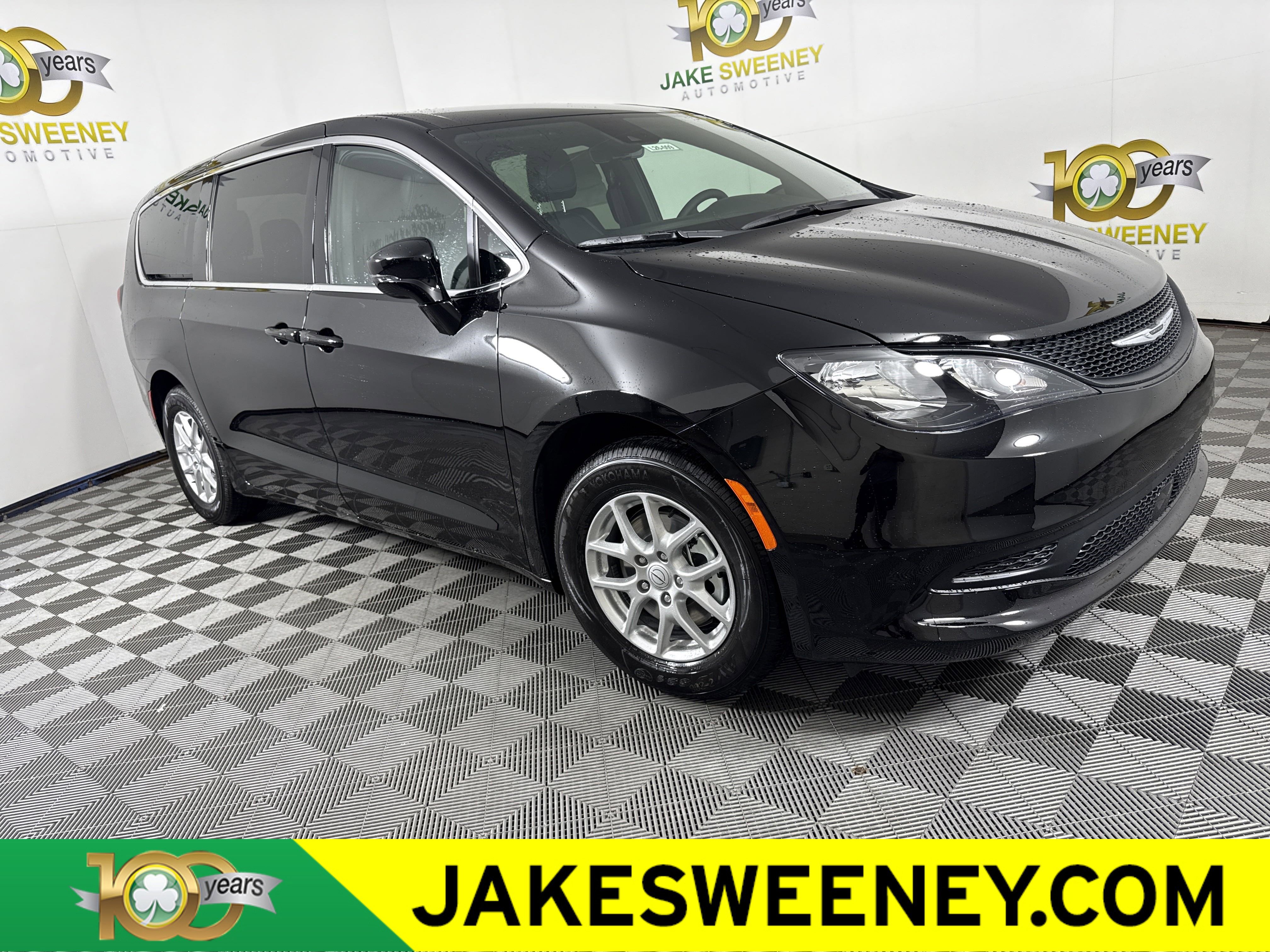 New 2026 Chrysler Voyager LX