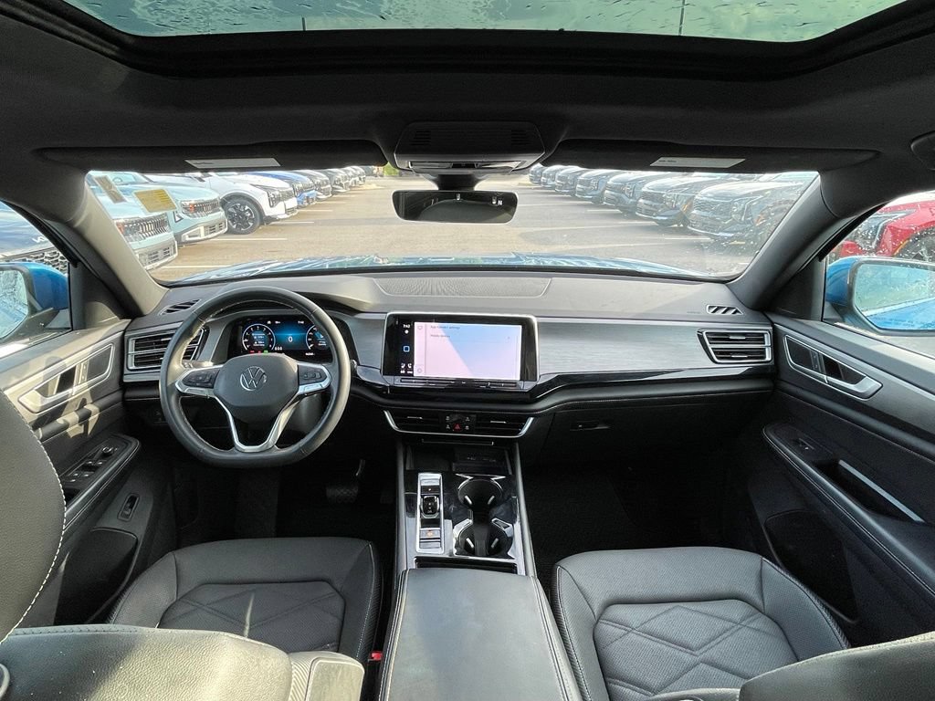 Used 2024 Volkswagen Atlas Cross Sport SE AWD/4WD image 20