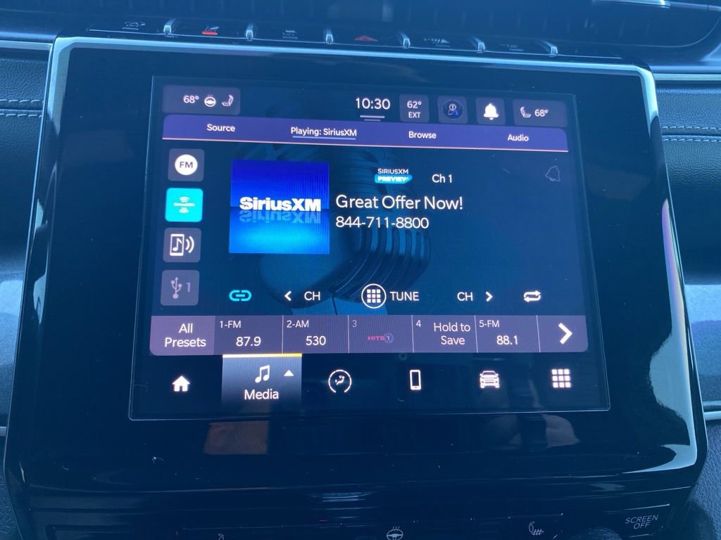 Used 2023 Jeep Grand Cherokee L Laredo image 37