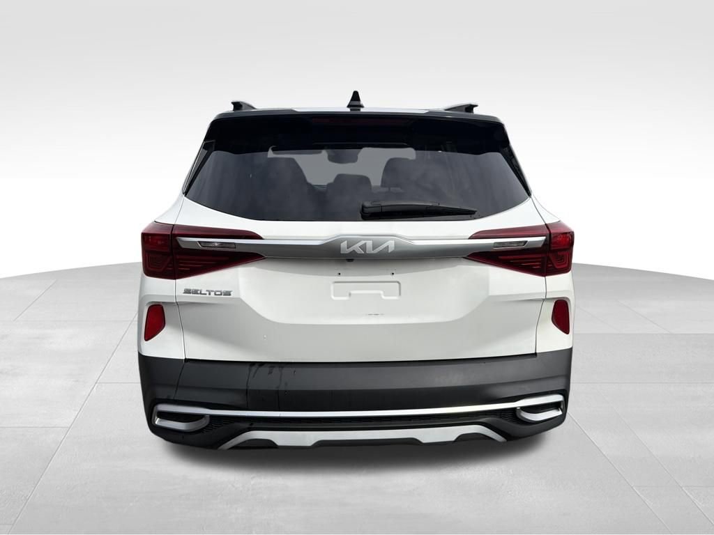 Certified 2023 Kia Seltos S w/ Navigation Package image 8