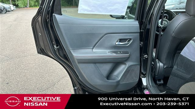 Used 2025 Nissan Kicks SR w/ Illumination Package FWD image 21