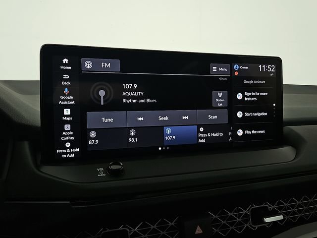 Used 2025 Honda Accord Touring image 17