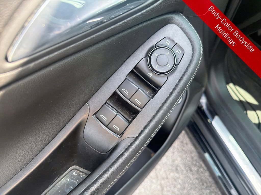 Used 2022 Buick Encore GX Select w/ Sport Touring Package FWD image 13
