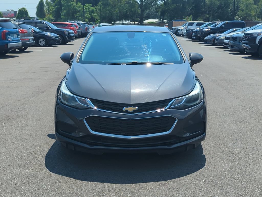 Used 2017 Chevrolet Cruze LT w/ Convenience Package FWD image 10