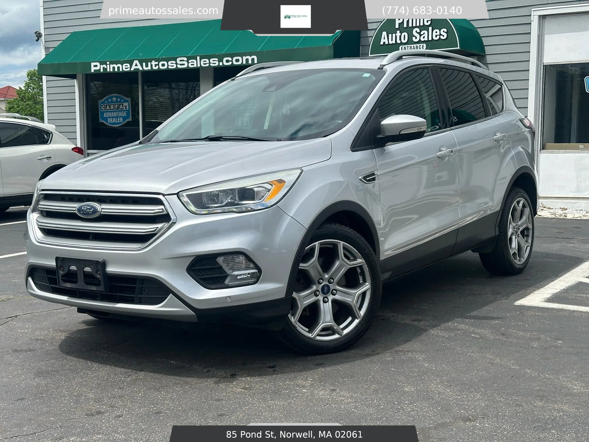 Used 2017 Ford Escape Titanium w/ Canadian Touring Package
