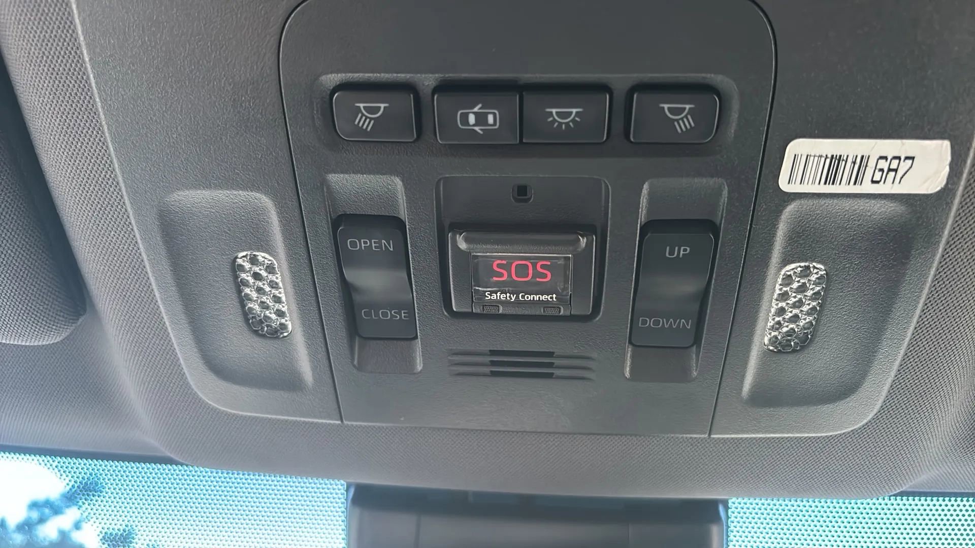 Used 2019 Toyota Avalon XLE w/ Moonroof Package FWD image 12