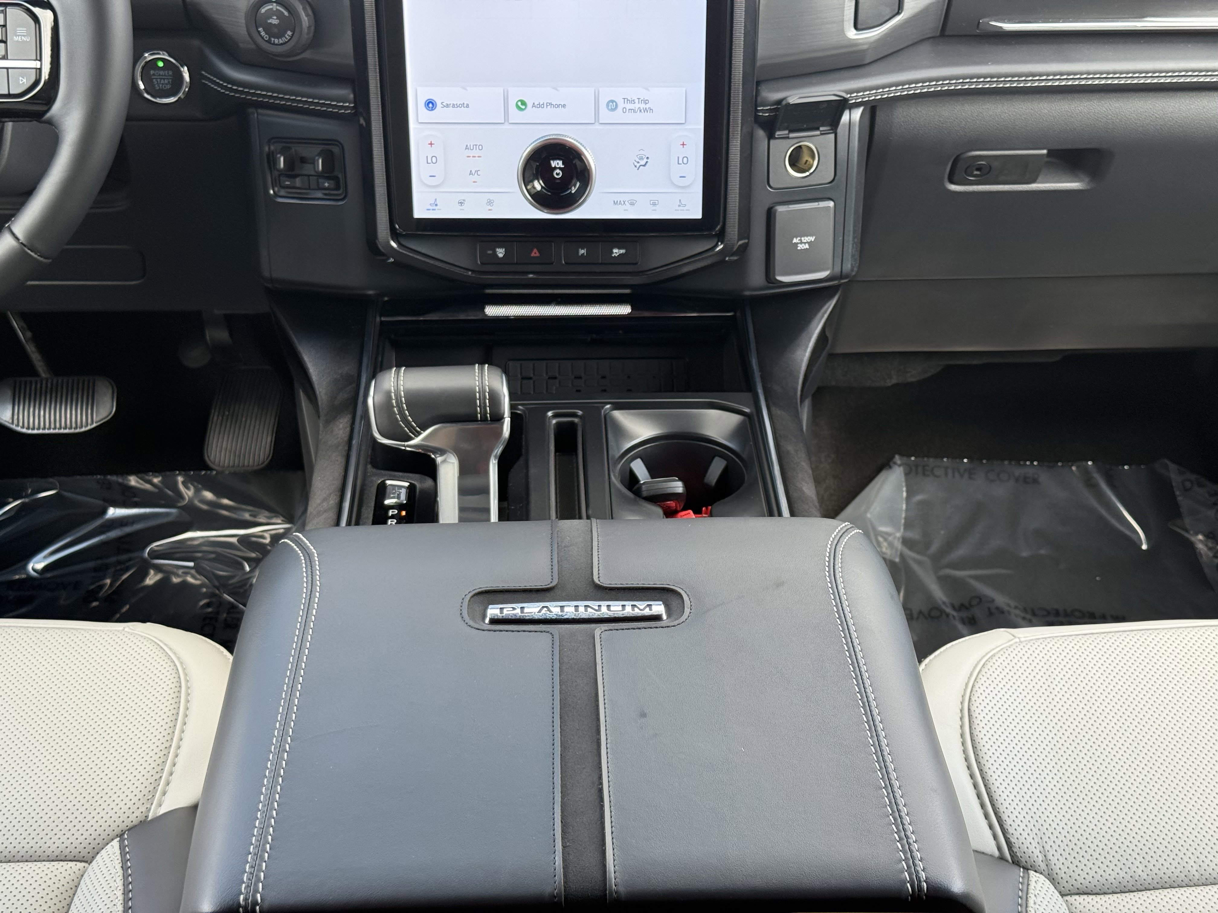 New 2025 Ford F150 Lightning Platinum AWD/4WD image 18