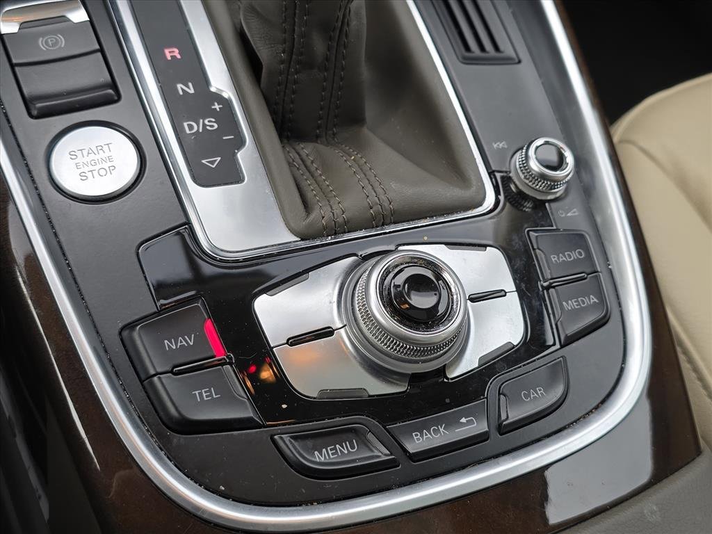 Used 2016 Audi Q5 2.0T Premium Plus w/ Technology Package image 19