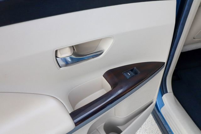 Used 2010 Toyota Venza AWD image 35