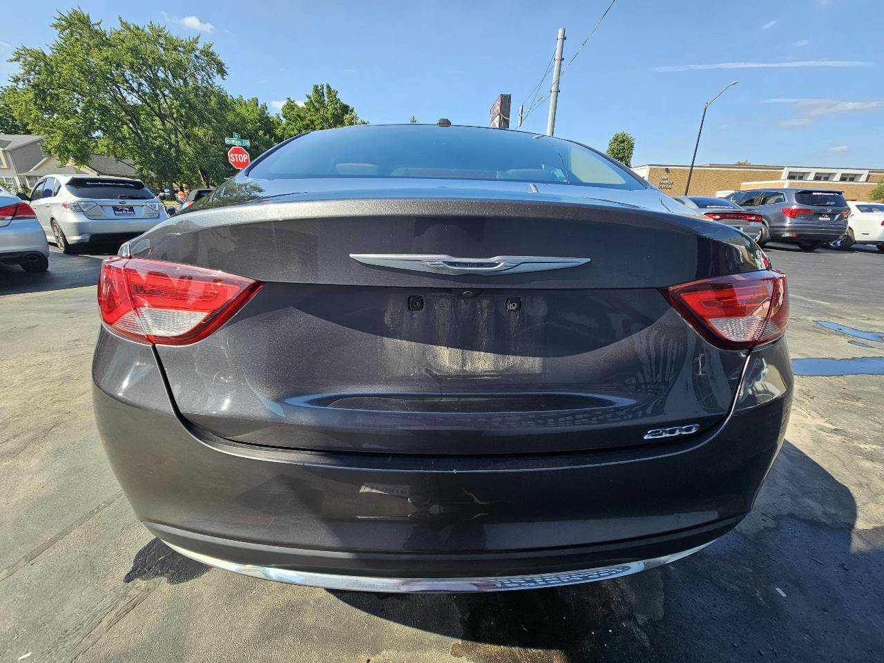 Used 2015 Chrysler 200 Limited w/ Convenience Group FWD image 10