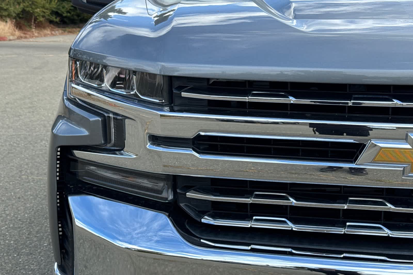 Used 2020 Chevrolet Silverado 1500 LTZ w/ LTZ Premium Package AWD/4WD image 8