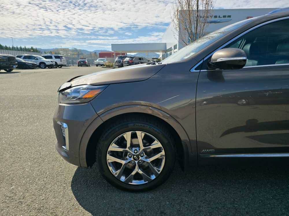 Used 2019 Kia Sorento SX image 19