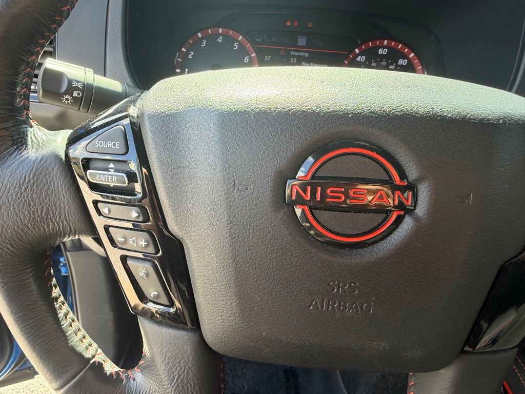 Used 2024 Nissan Frontier PRO-4X w/ Technology Package image 18