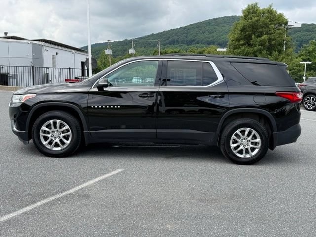 Used 2021 Chevrolet Traverse LT w/ LPO, Floor Liner Package AWD/4WD image 9