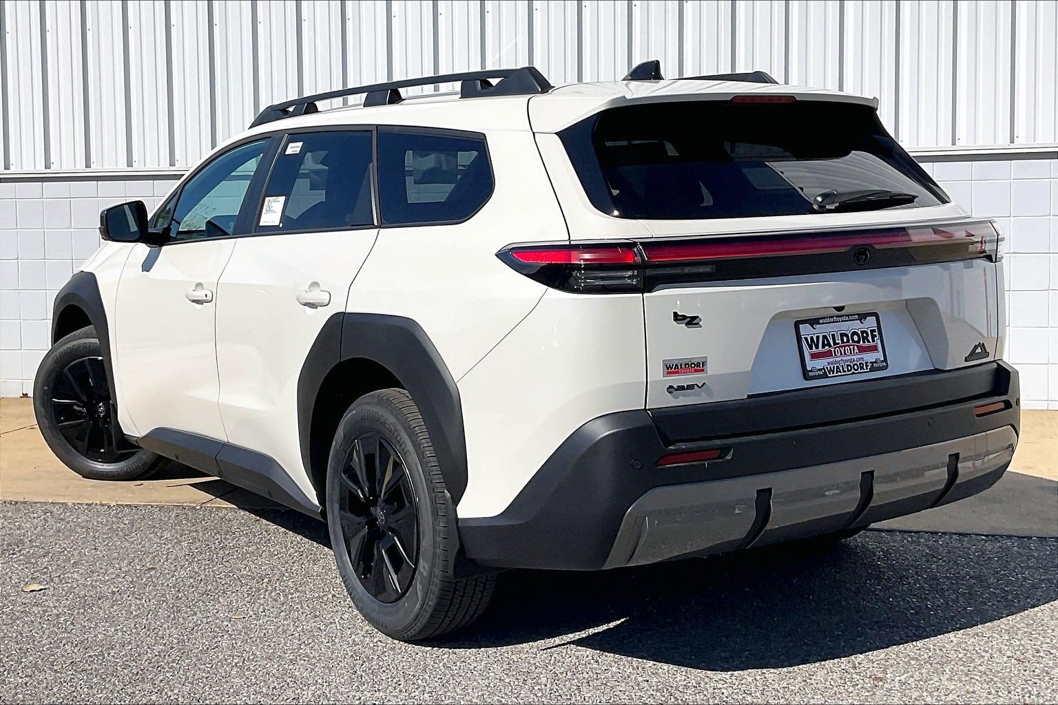 New 2027 Toyota bZ Woodland AWD/4WD image 3