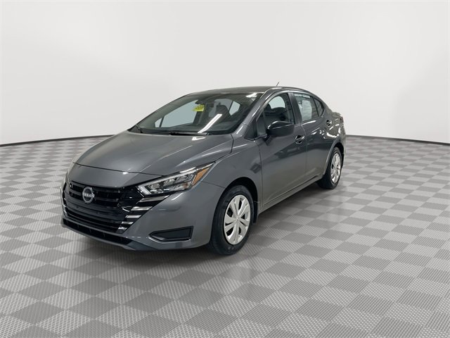 Used 2025 Nissan Versa S w/ Trunk Package image 4