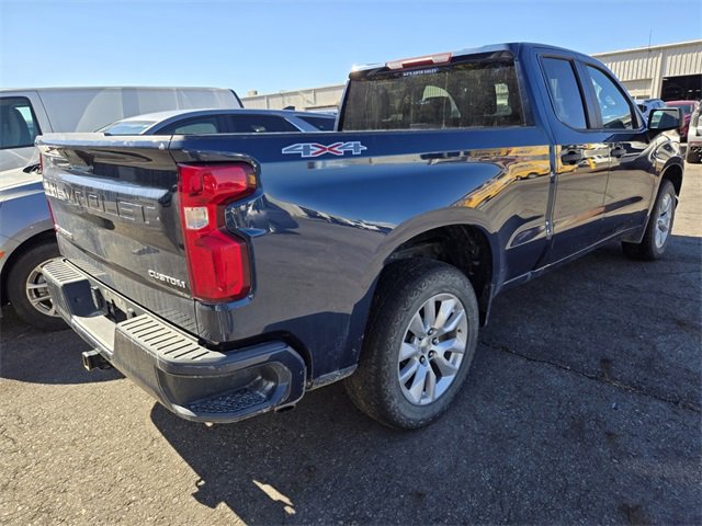Used 2021 Chevrolet Silverado 1500 Custom image 5