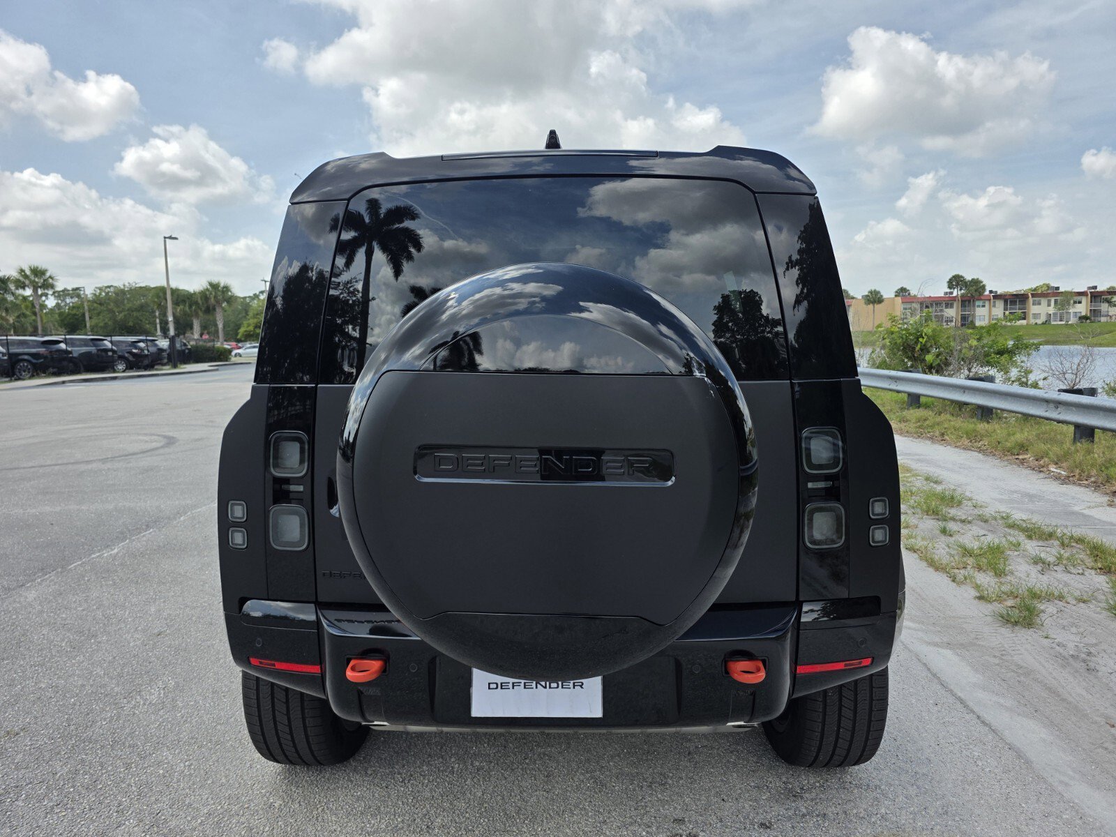 New 2026 Land Rover Defender 110 X AWD/4WD image 6