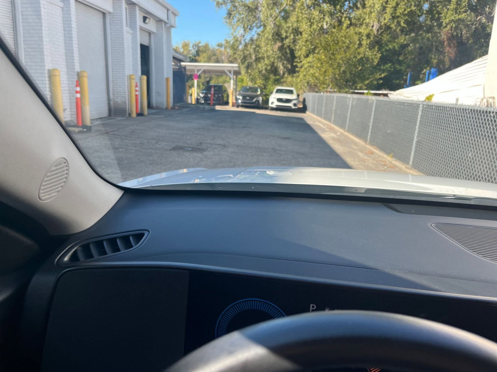 Used 2025 Hyundai Kona SEL image 34