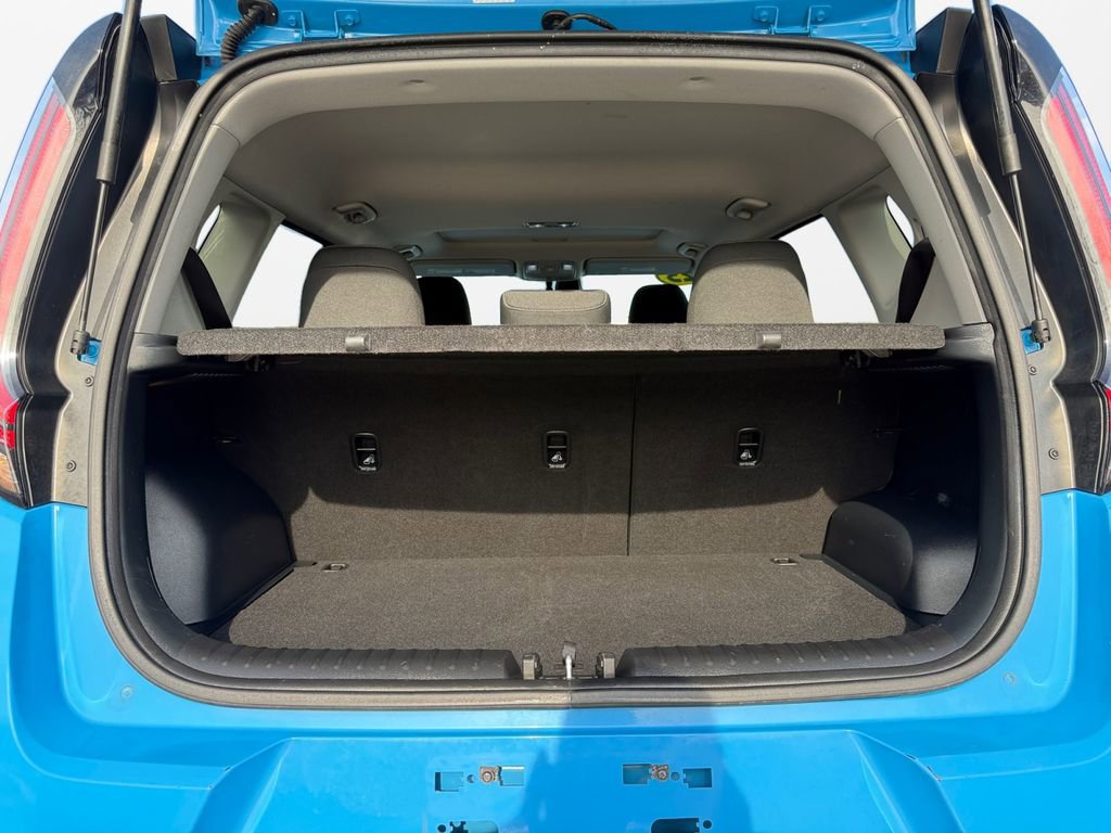 Certified 2023 Kia Soul EX image 18